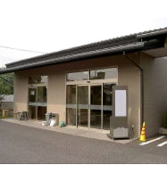 谷塚斎場（火葬場併設総合民間斎場）